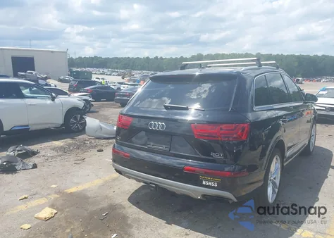 2018 Audi Q7 3.0T Premium z USA, uszkodzony, nr VIN WA1VAAF75JD051432